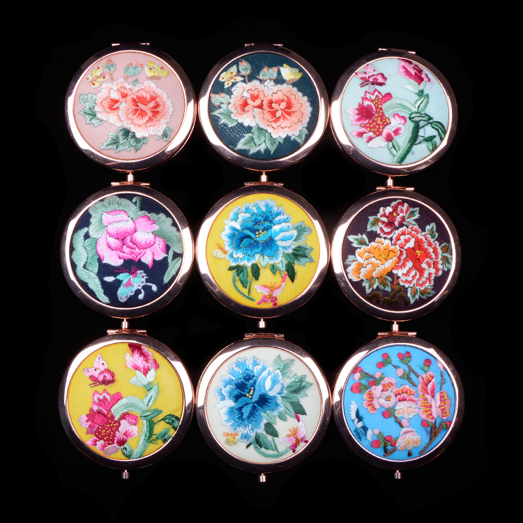 奈曼旗化妆随身镜精品出国送礼刺绣中国风古风摄影 手绣镜子